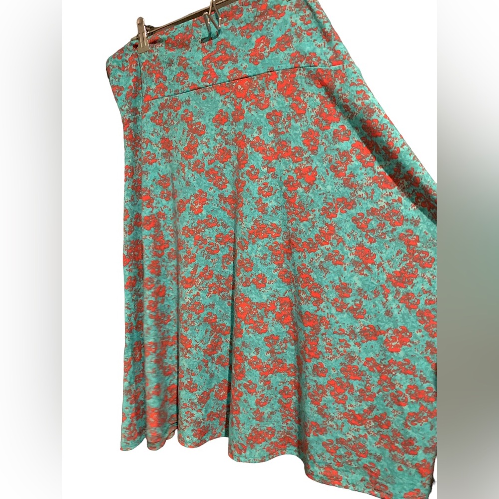 EUC Lularoe Azure 2XL Skirt